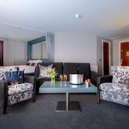 Claregalway Hotel Екстер'єр фото