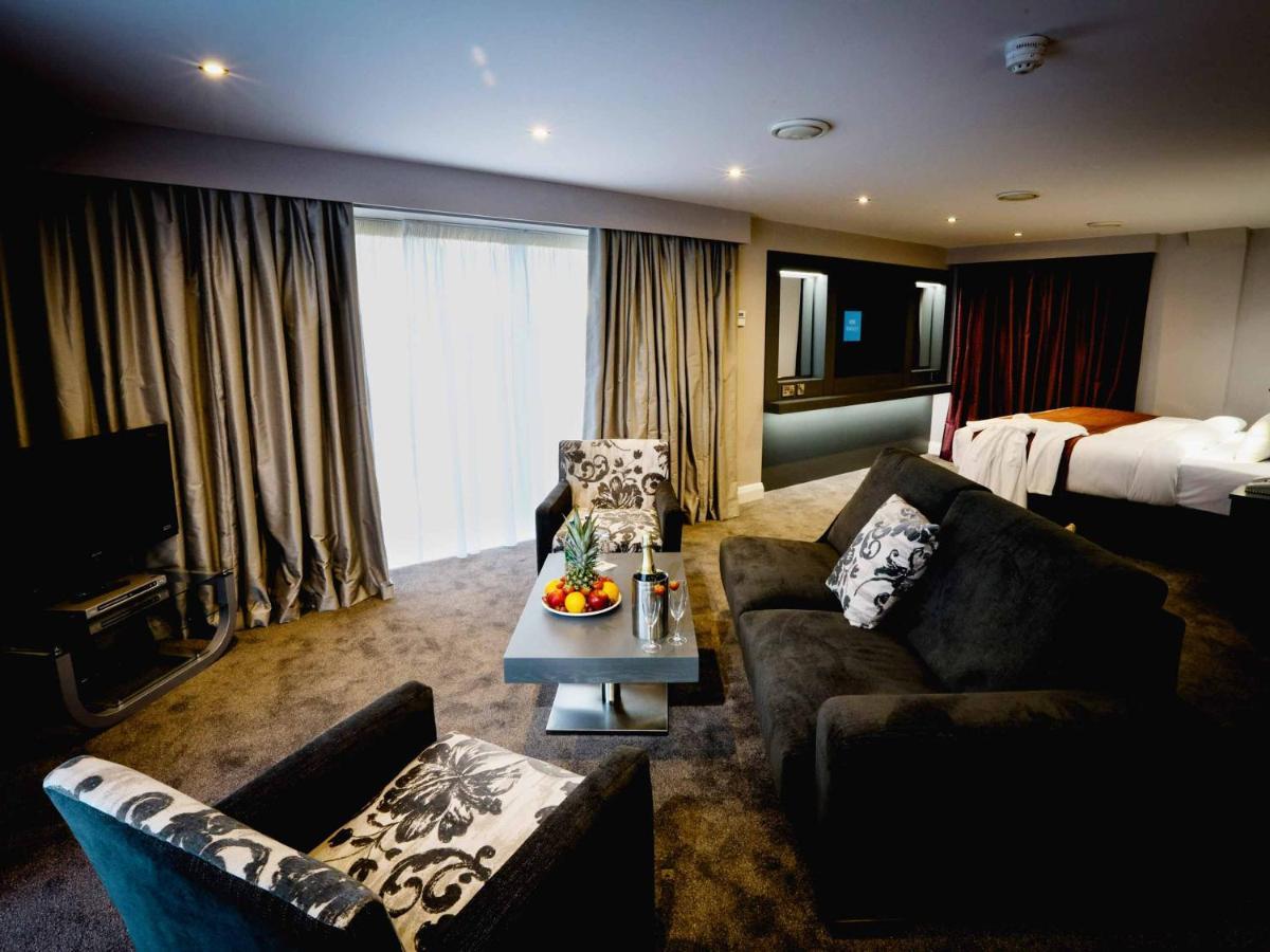 Claregalway Hotel Екстер'єр фото